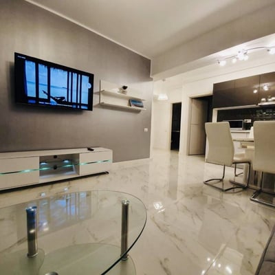 Аренда комфортных 2-комнатных апартаментов, 64 м², в Констанце, Румыния